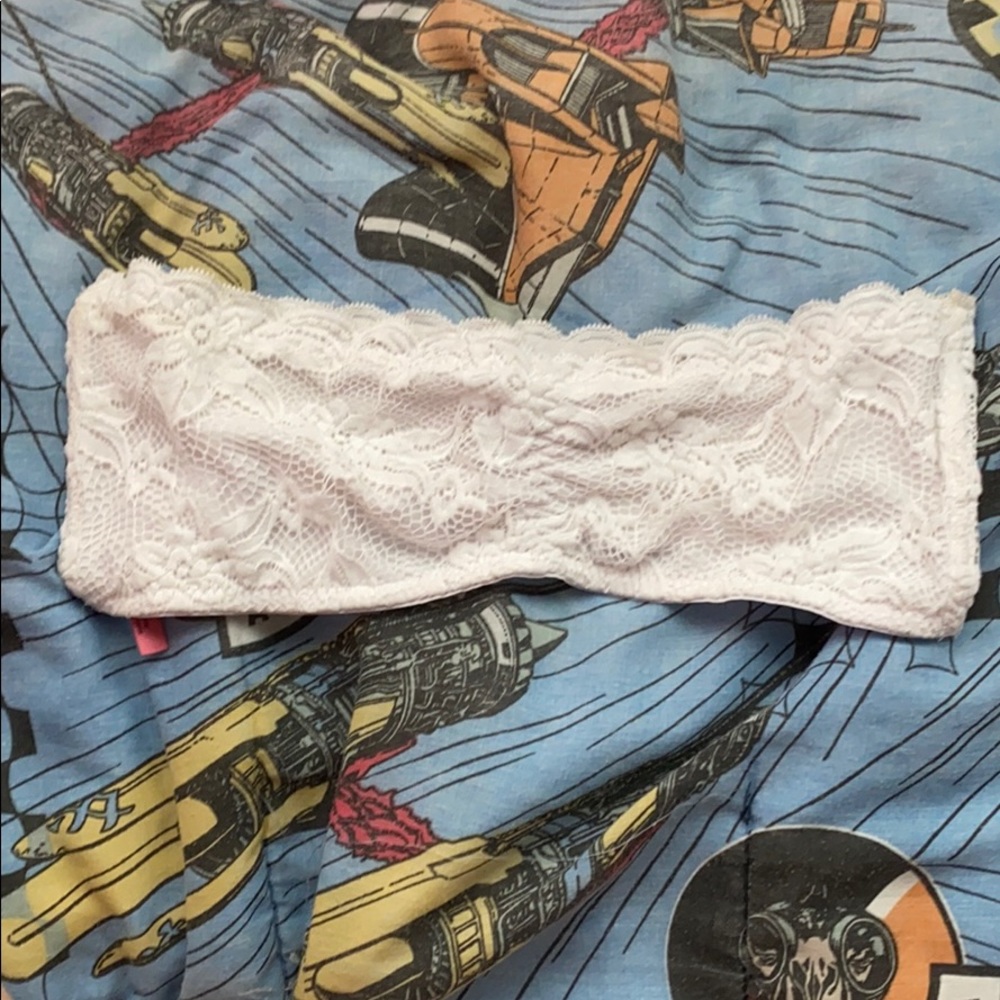 Rue21 White Lace Bandeau